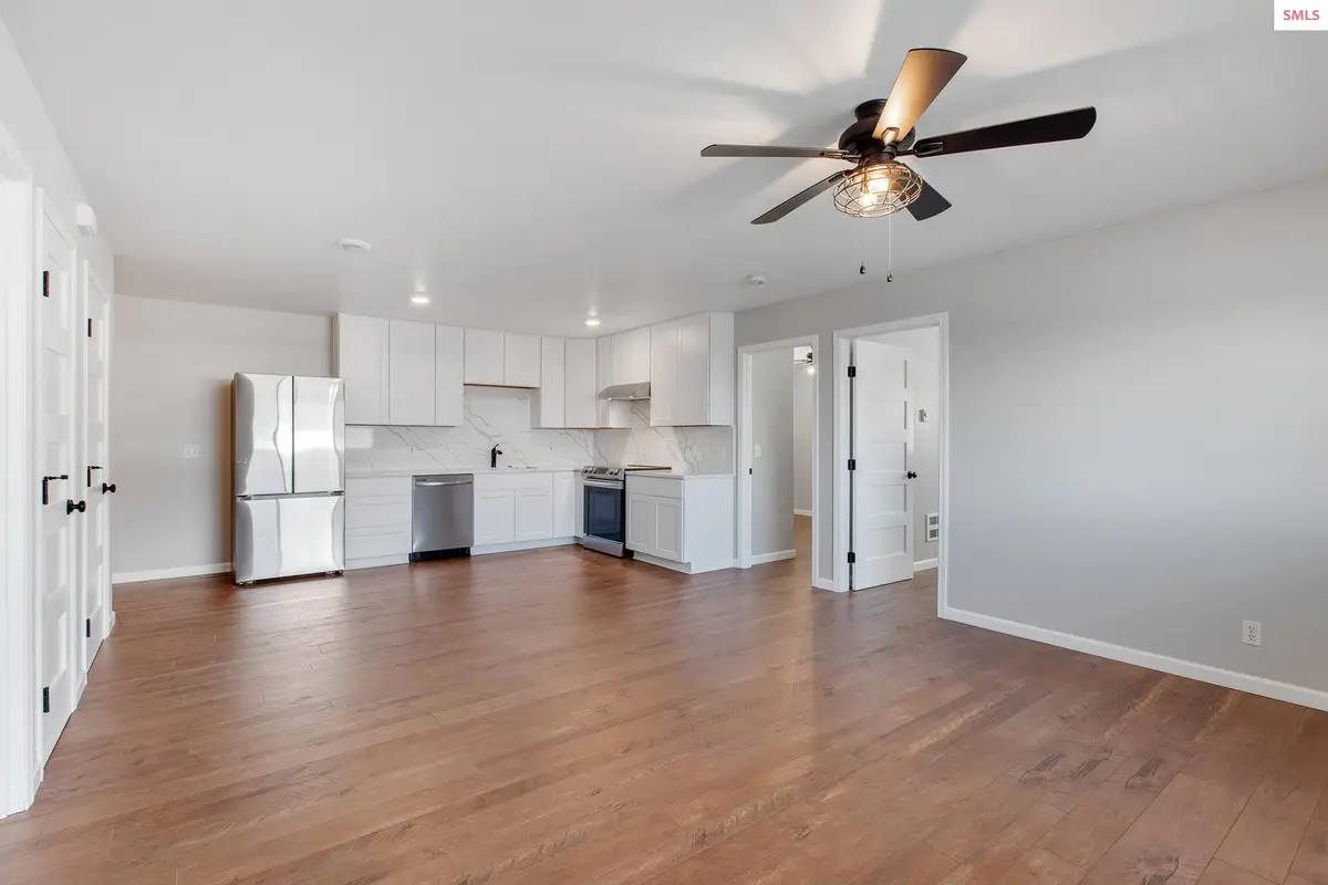 1313 N Division Ave C, Sandpoint, ID 83864 - Image #1