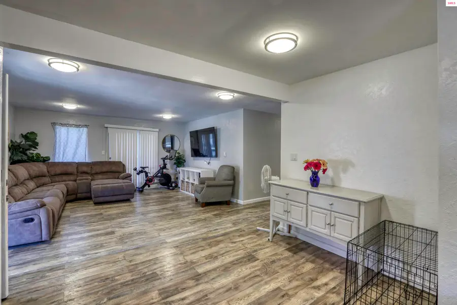 517 N Stephen Street, Clark Fork, ID 83811 - Image #3