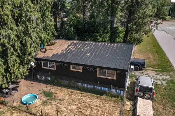 555 N Stephen St, Clark Fork, ID 83811