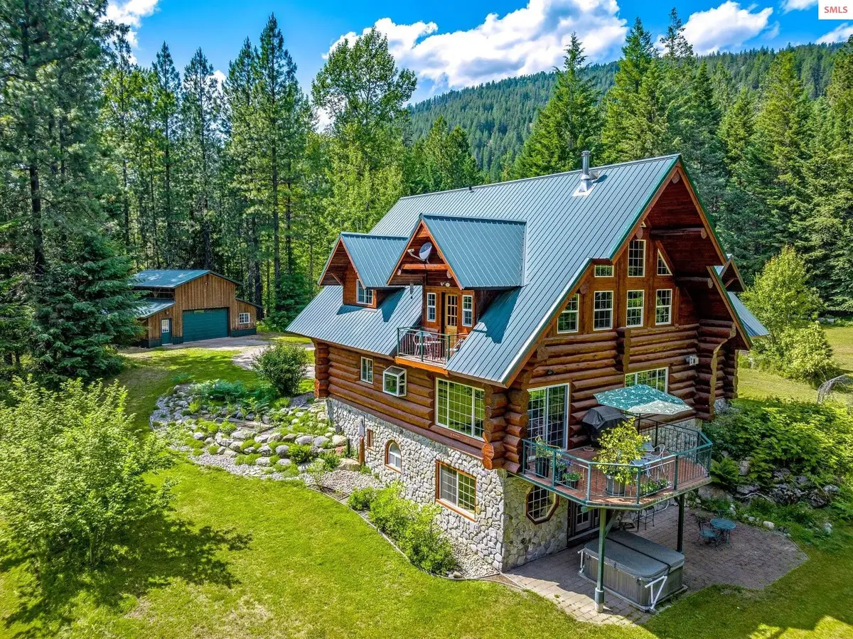 1198 Mountain View Dr, Sandpoint, ID 83864 - Image #1