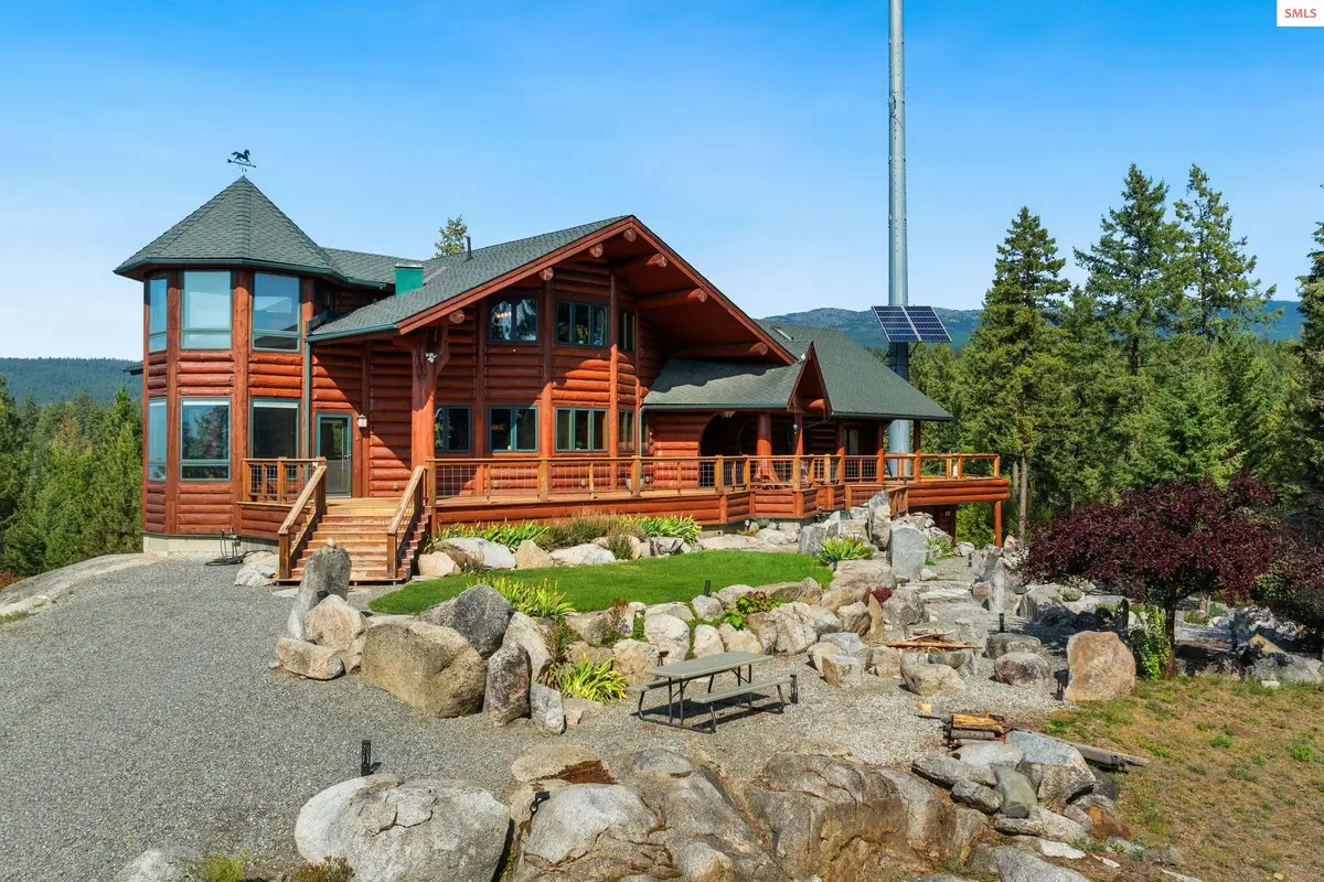 1758 Giles Connection Rd, Bonners Ferry, ID 83805 - Image #1