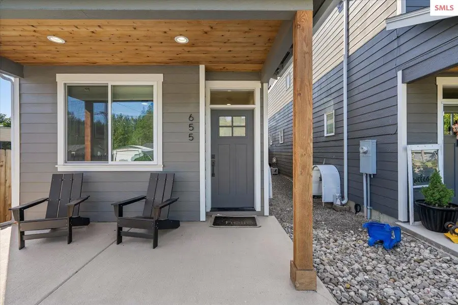 655 Oak Ave, Ponderay, ID 83852 - Image #2