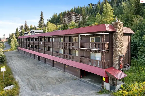 8754 Schweitzer Mtn Rd, Sandpoint, ID 83864