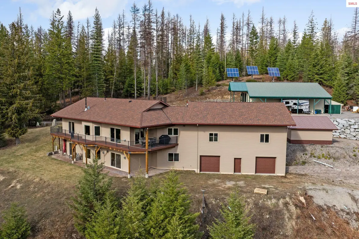 422 Lightning Peak Rd, Sandpoint, ID 83864 - Image #1