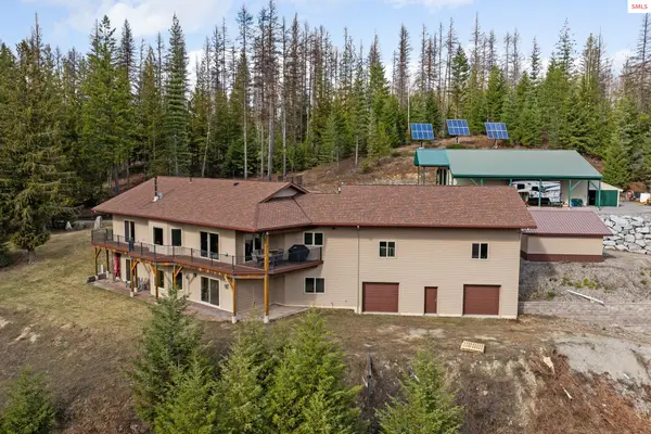 422 Lighting Peak Rd, Sandpoint, ID 83864