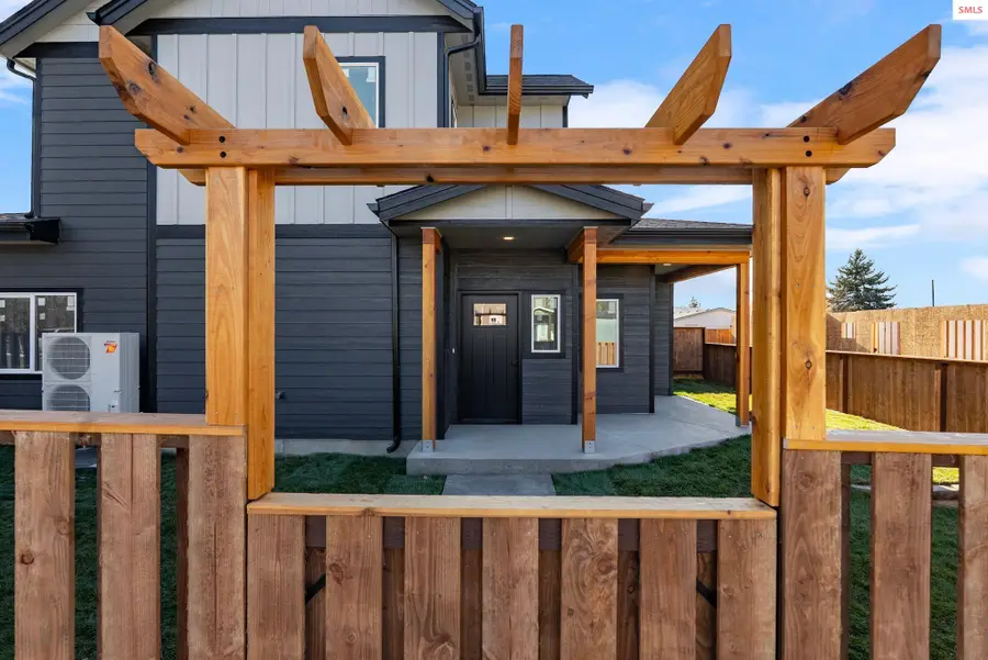 1683 Onyx Ct, Sandpoint, ID 83864 - Image #2