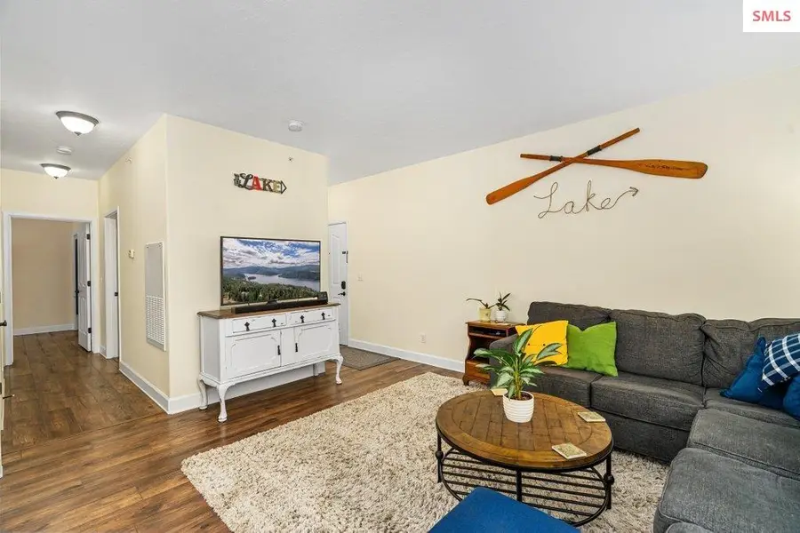 6800 N Spurwing Loop # 201, Coeur Dalene, ID 83815 - Image #2