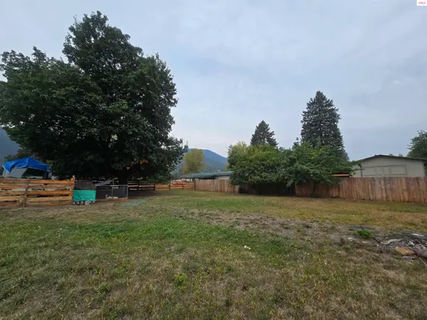 176 Mill Road, Troy, MT 59935