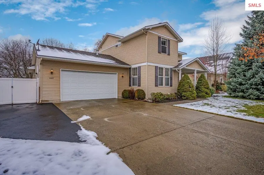 4407 W Lennox Loop, Coeur Dalene, ID 83815 - #3