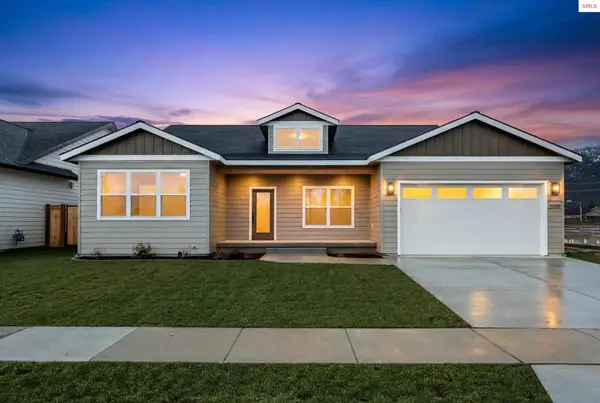 2099 S Aspen Way, Sandpoint, ID 83864