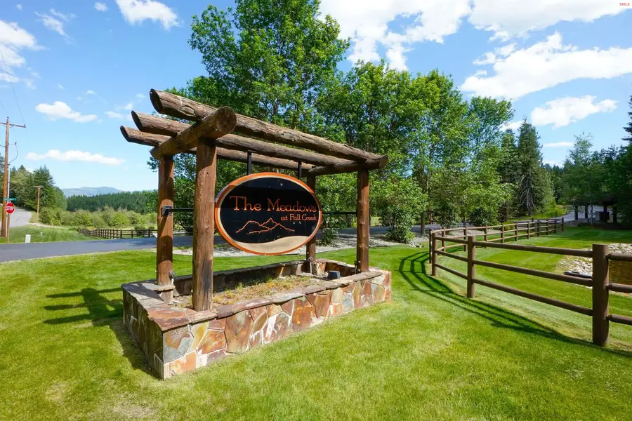 1599 Saddleback Dr, Naples, ID 83847 - #3