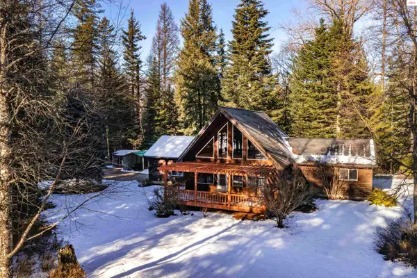 608 Meadowlark Lane, Sandpoint, ID 83864