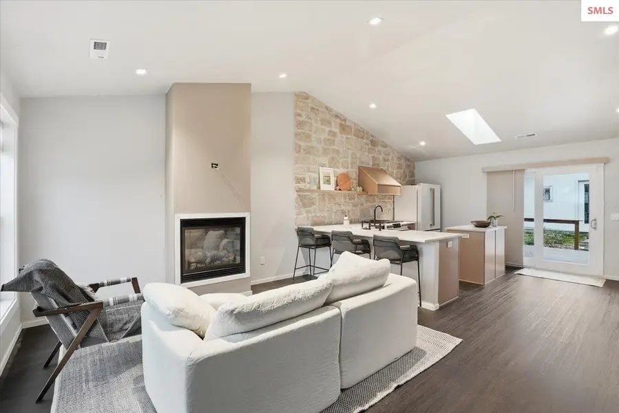 311 S Third Ave, Sandpoint, ID 83864 - #2