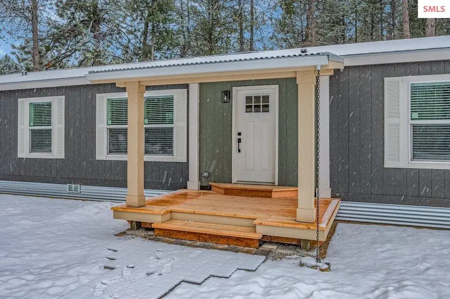 235 Davis Rd, Sagle, ID 83860 - #3