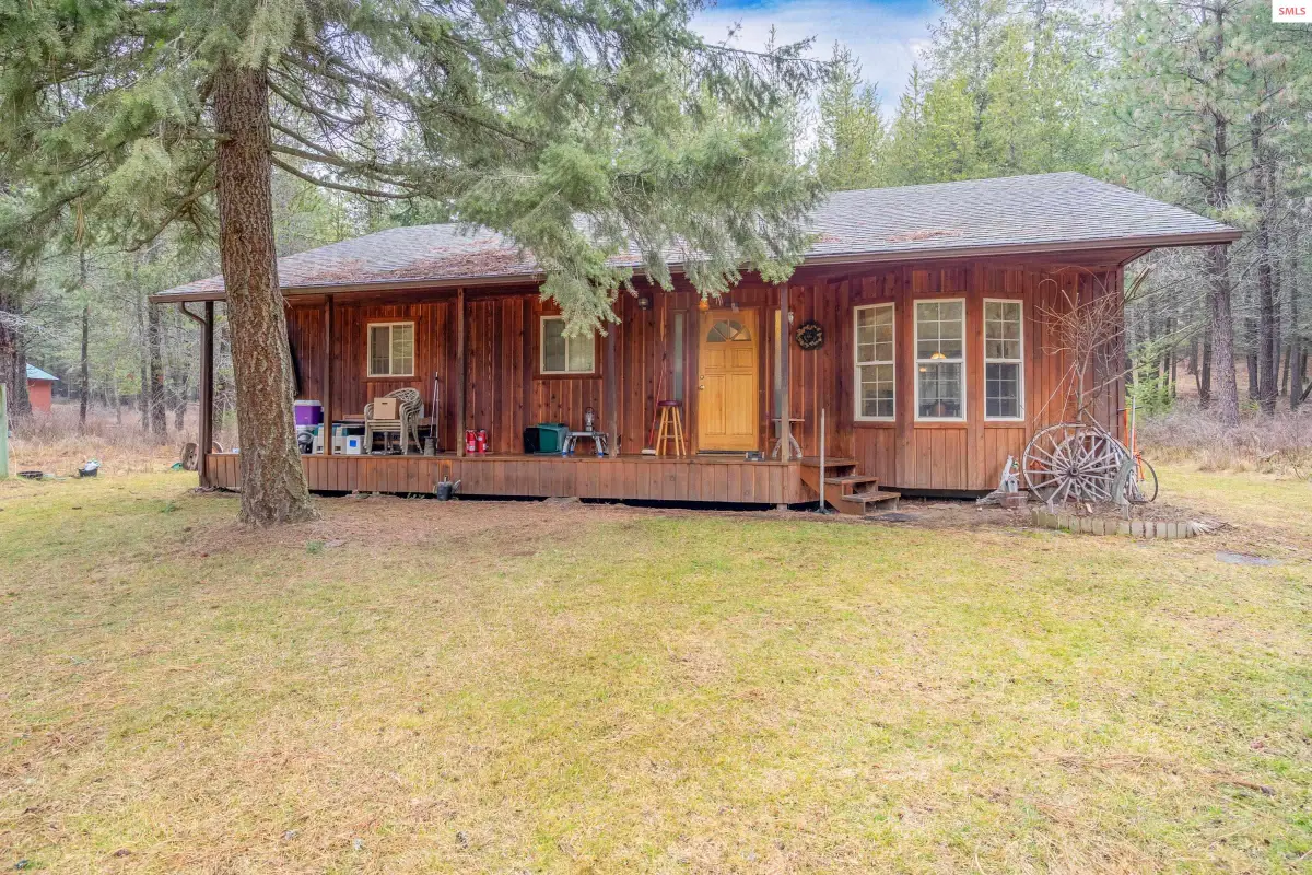 681 Hummingbird Ln, Blanchard, ID 83804 - #1