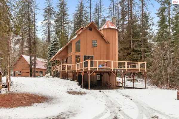 6045 Upper Pack River, Sandpoint, ID 83864