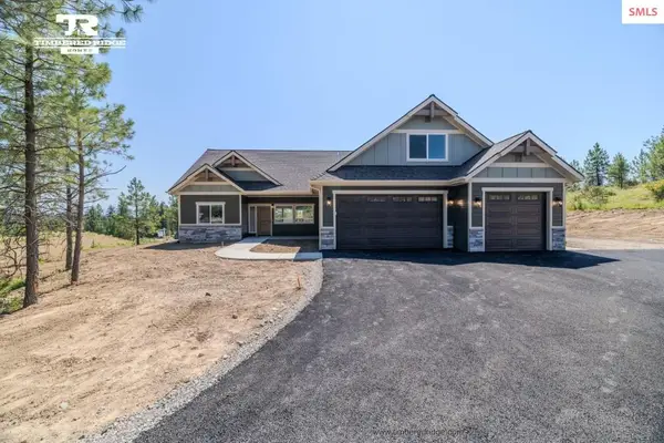 1475 W Remmick Street, Hayden, ID 83835