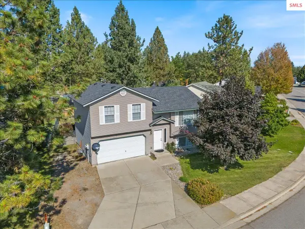 6973 W Legacy Dr, Rathdrum, ID 83858