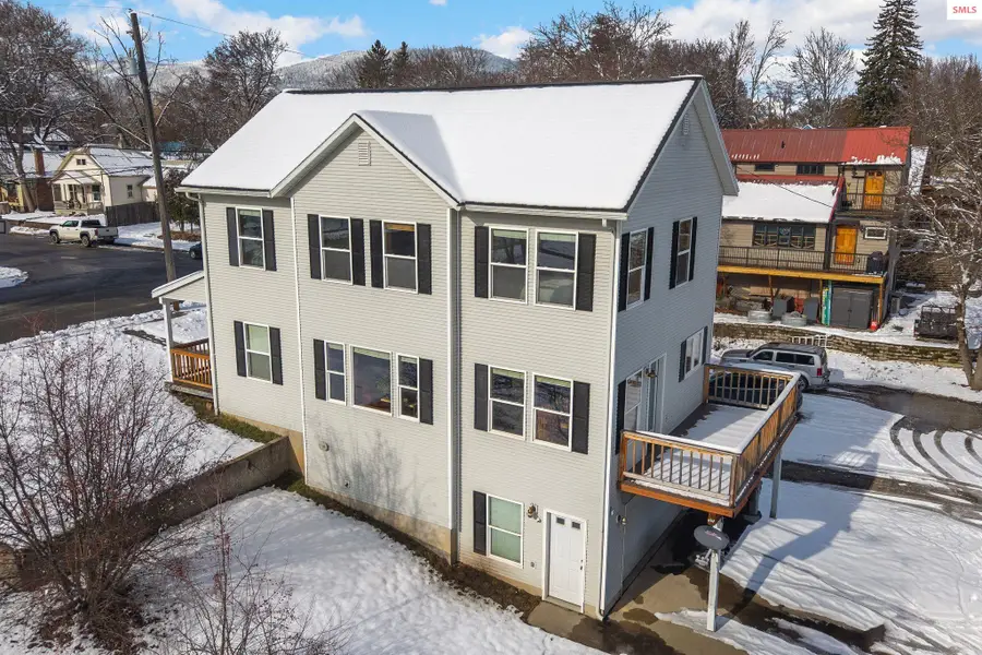 231 S Fourth Ave, Sandpoint, ID 83864 - #2