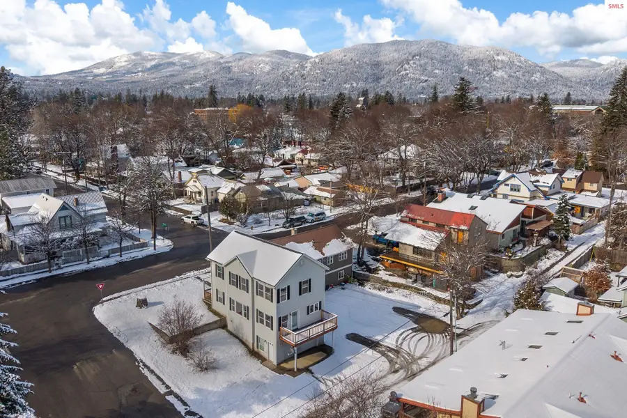 231 S Fourth Ave, Sandpoint, ID 83864 - #3