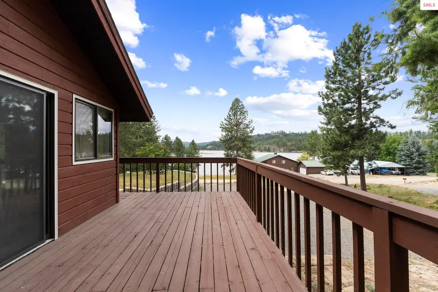 176 Swan Shores Dr, Sagle, ID 83860 - #3