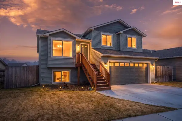 10327 W 9th Ave, Airway Heights, WA 99224