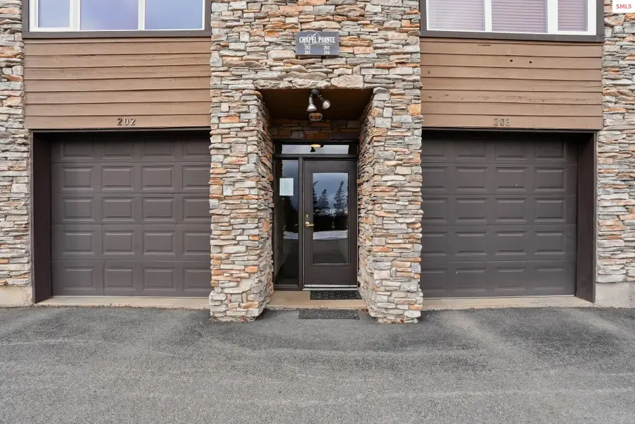 22 Chapel Ct, Unit 201, Sandpoint, ID 83864 - #3