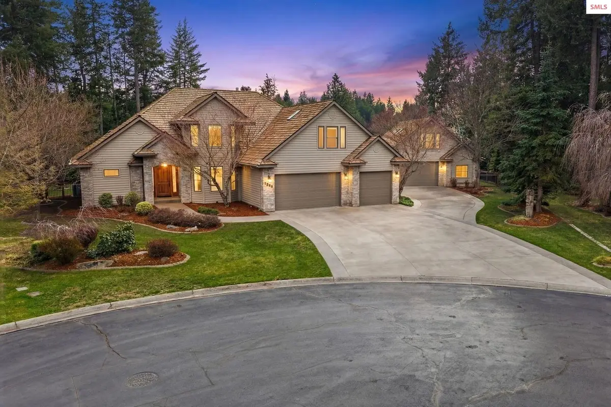 1268 E Woodstone Ct, Hayden, ID 83835 - #1