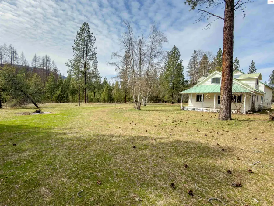 919 Silver Springs, Moyie Springs, ID 83845 - #2
