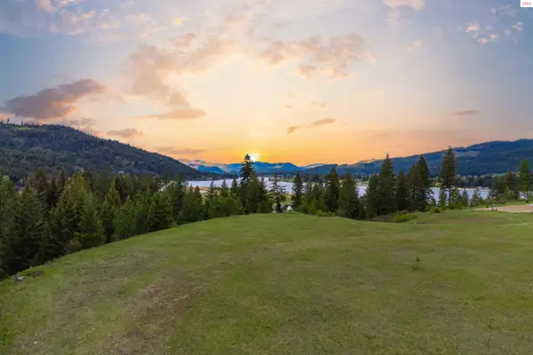 12 Fortune Way, Priest River, ID 83856