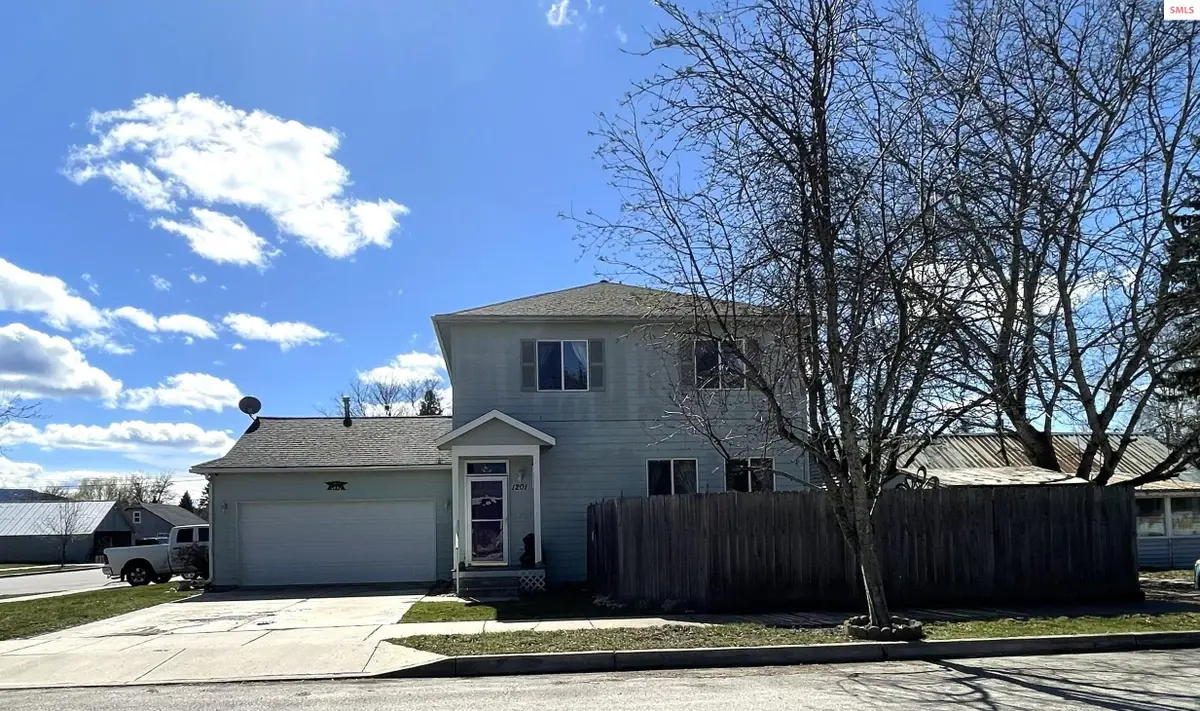 1201 Spruce St, Sandpoint, ID 83864 - #1