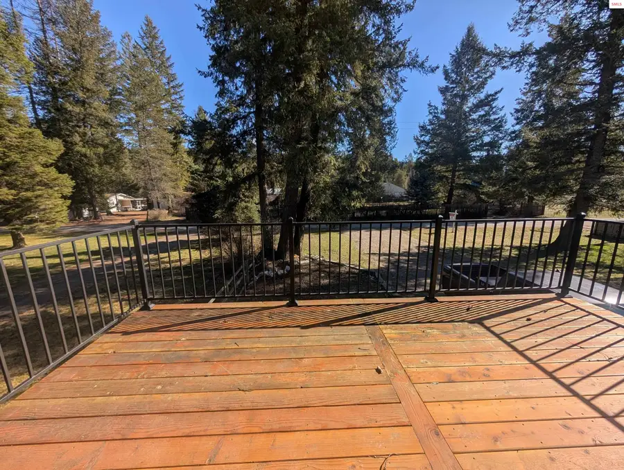 206 Waterfront Rd., Troy, MT 59935 - #2