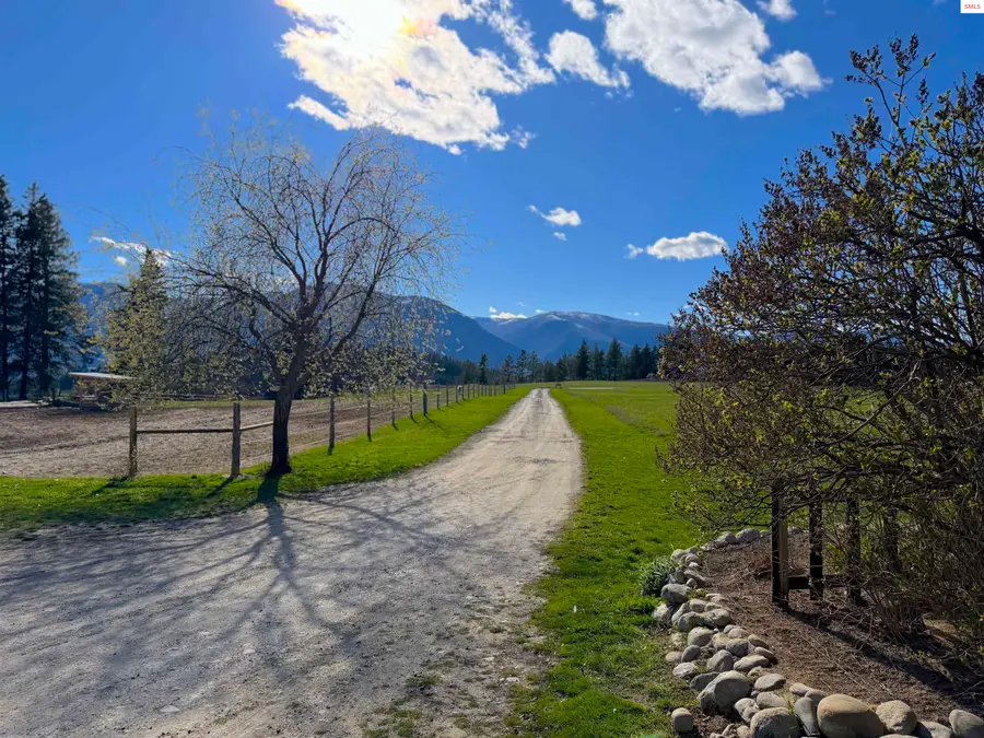 275 Curless Rd, Bonners Ferry, ID 83805 - #3