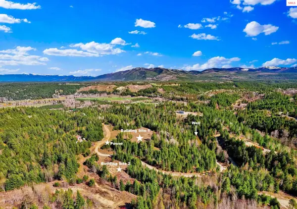 NKA Otter Lane, Naples, ID 83847