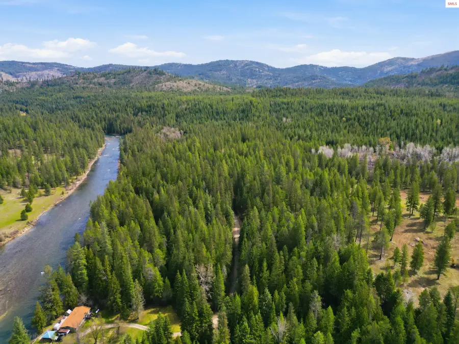NNA Robinson Dr, Priest River, ID 83856 - #2