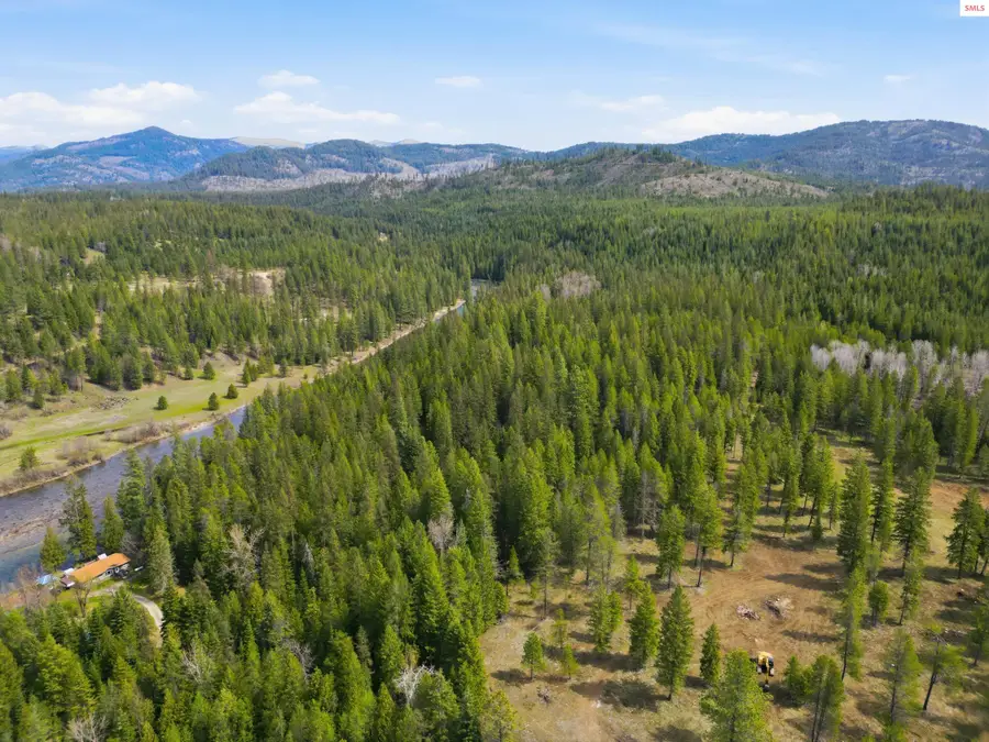 NNA Robinson Dr, Priest River, ID 83856 - #3
