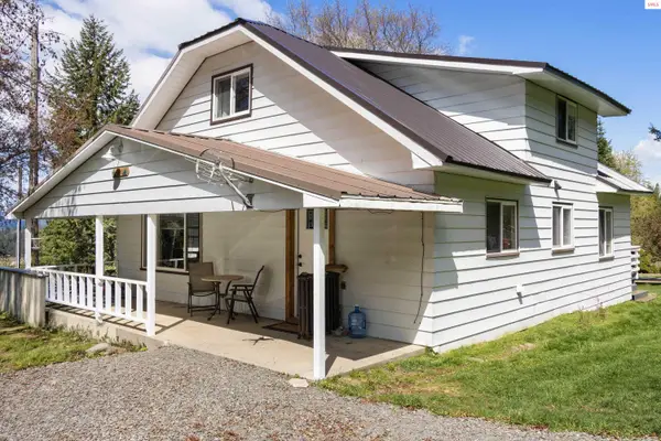 311 Lafayes Way, Sagle, ID 83860