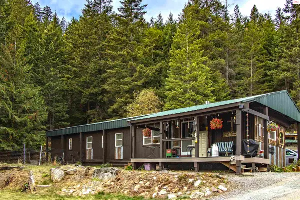 1464 Hulett Hill Drive, Sandpoint, ID 83864