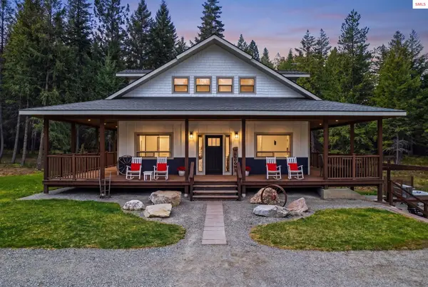 396 Latigo Lane, Naples, ID 83847