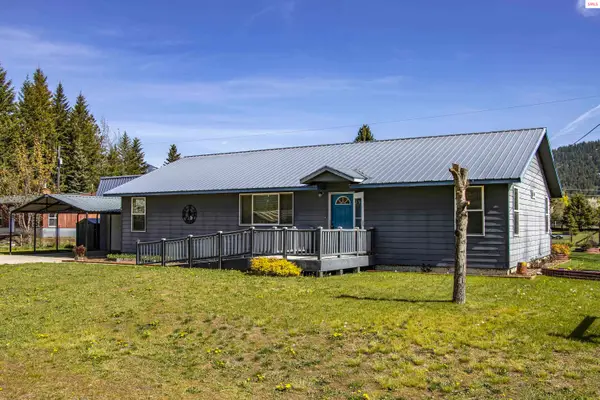 316 W 6th Ave, Clark Fork, ID 83811