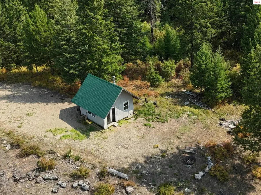 1882 Smith Lake Rd, Bonners Ferry, ID 83805 - #3