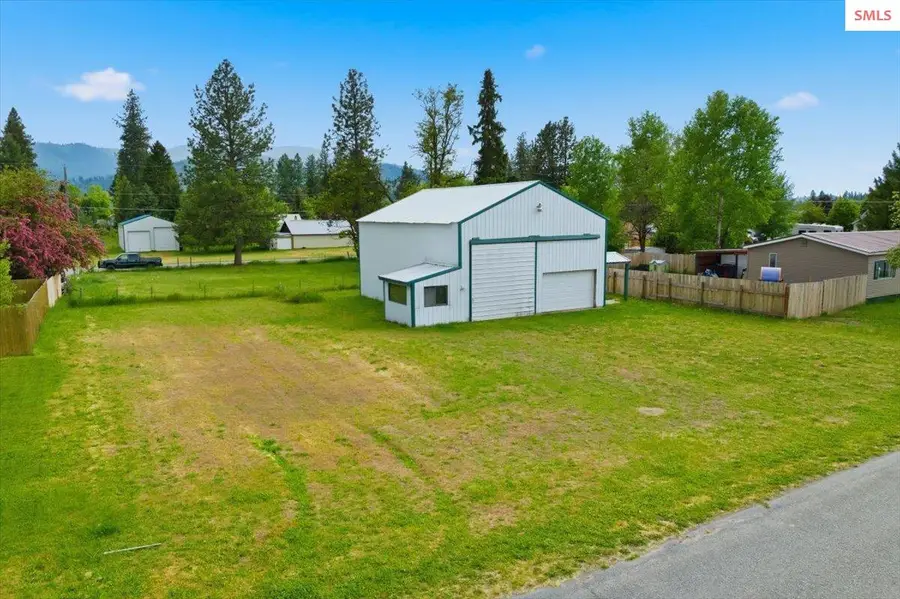 348 Glidden Ave, Priest River, ID 83856 - #2