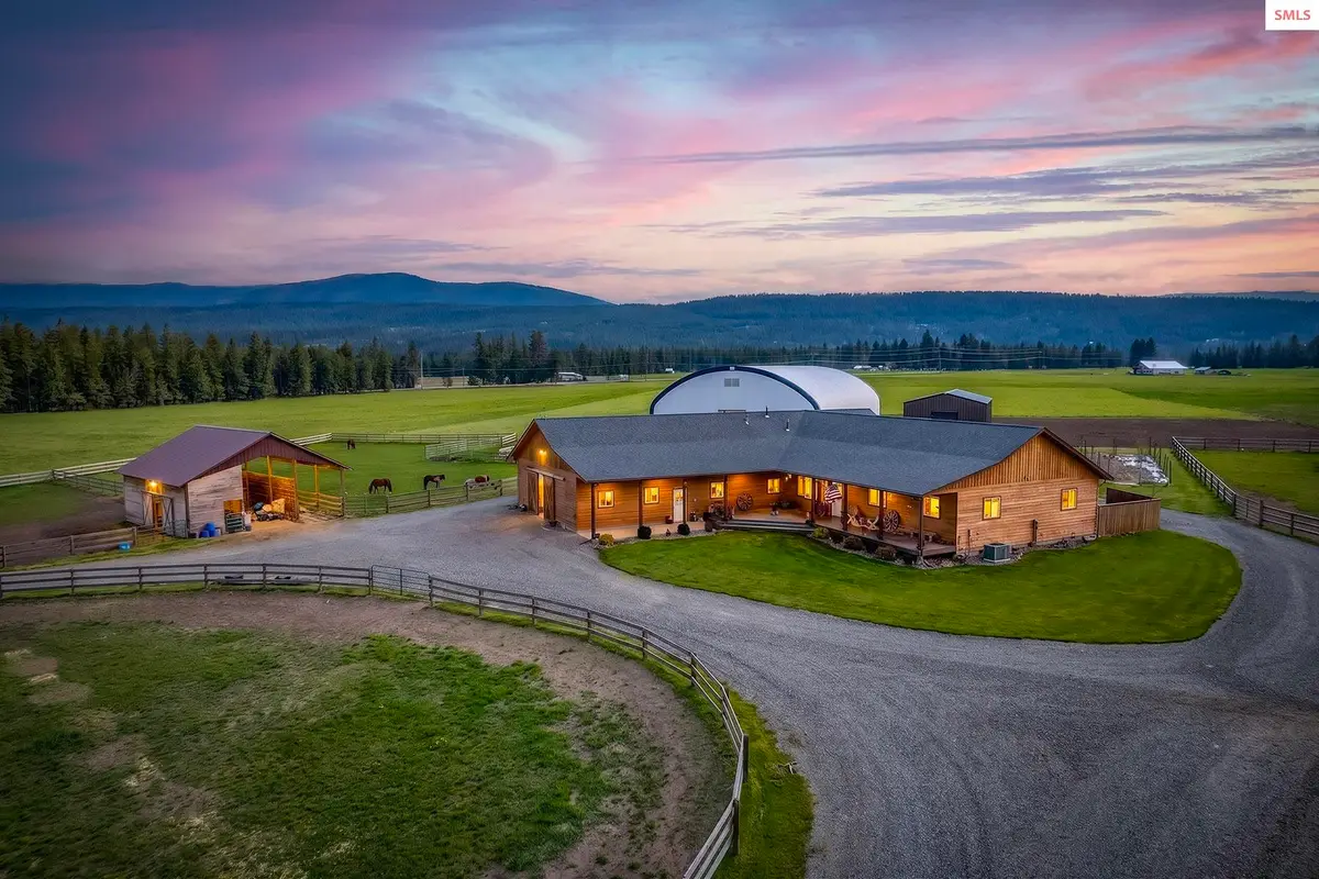 135 Honeysuckle Rd, Bonners Ferry, ID 83805 - #1