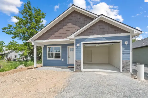 368 Old Diamond Mill Loop, Oldtown, ID 83822