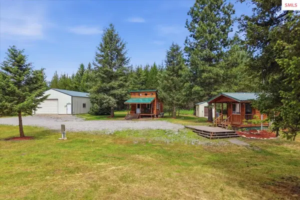 131 Outback Loop, Spirit Lake, ID 83869