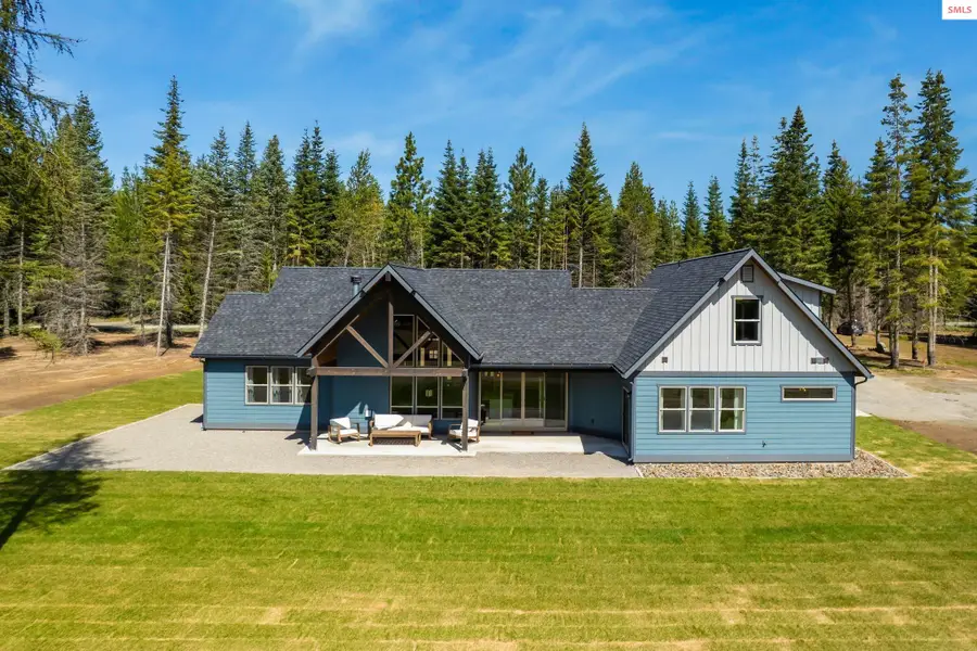 122 Windswept Ct, Naples, ID 83847 - #3