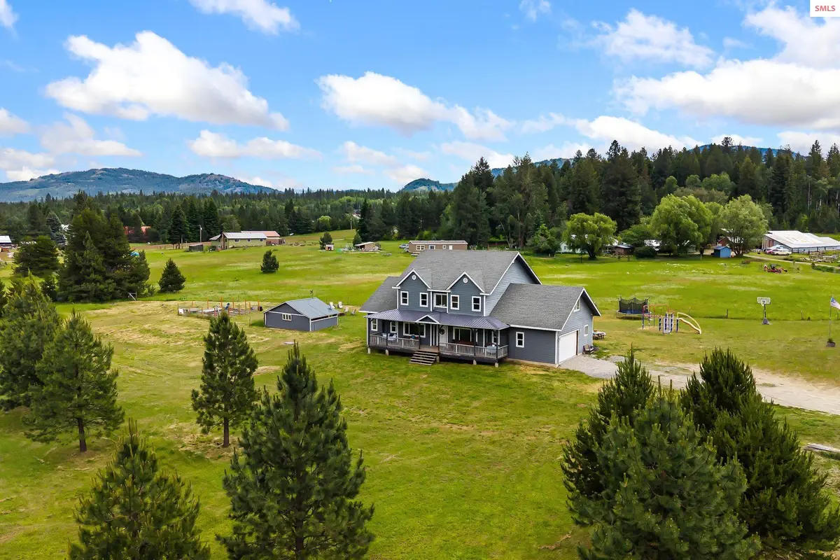 438 Davis Rd, Sagle, ID 83860 - #1