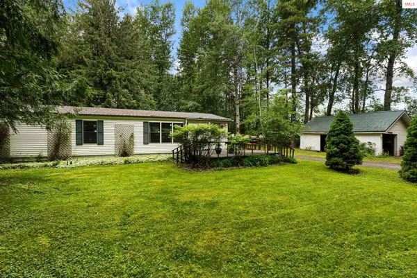 2409 & 2413 N Boyer Ave, Sandpoint, ID 83864