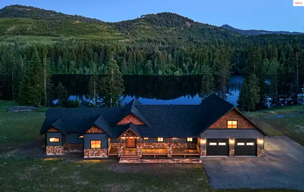 4450 Dufort Rd, Sagle, ID 83860
