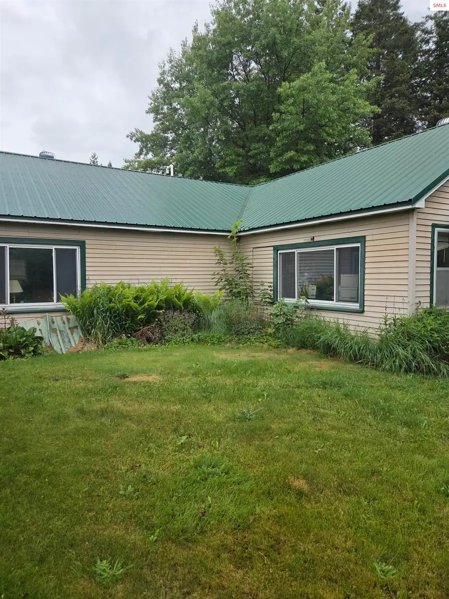 75 W Railroad Avenue, Moyie Springs, ID 83845 - #2